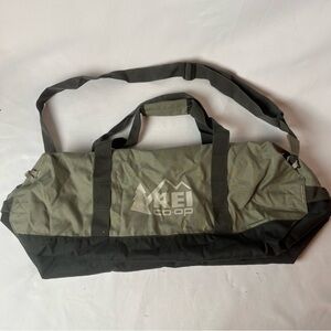 REI Co-op Roadtripper Duffel Bag 40L Green  Camping Packing Travel Logo Straps